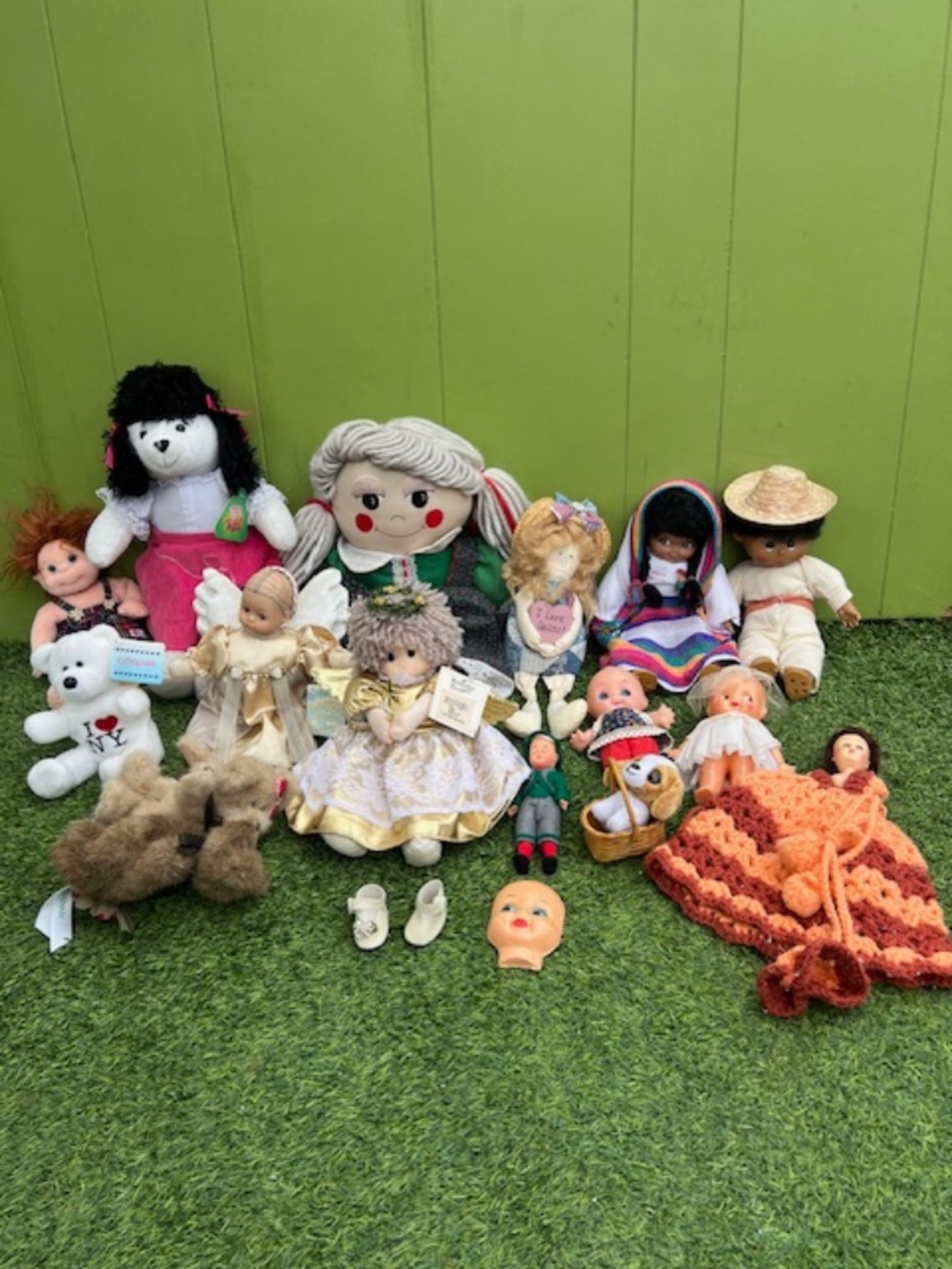 Mixed Vintage Doll Lot – Raggedy Style, International, Baby & Collectible Doll